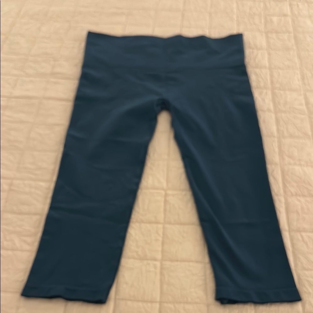 Soma Blue Capris